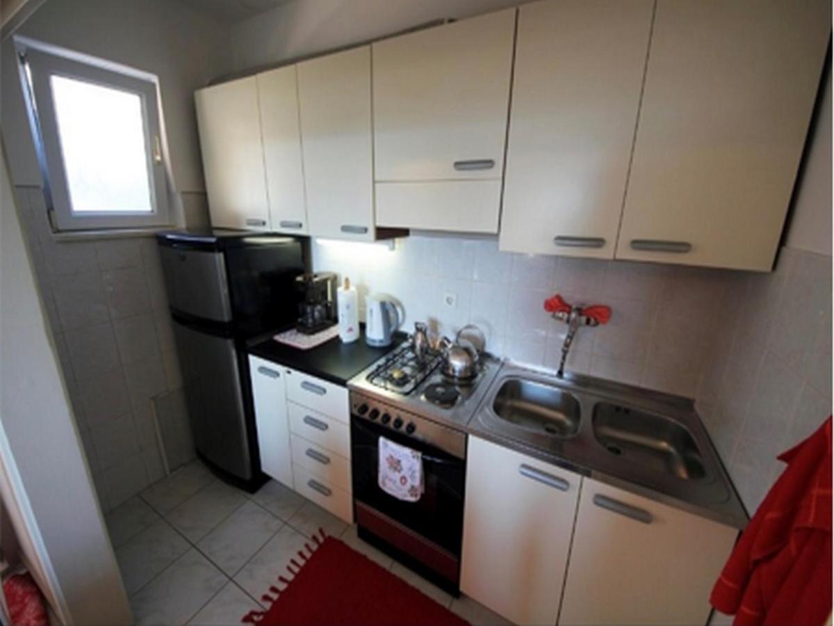 Anita Apartment